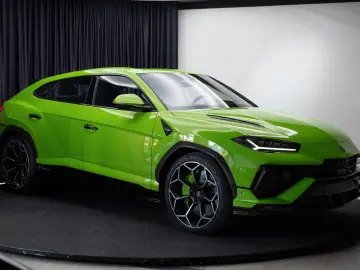 LAMBORGHINI Performante Carbon MY2025 HUD ACRAPOVIC PANO