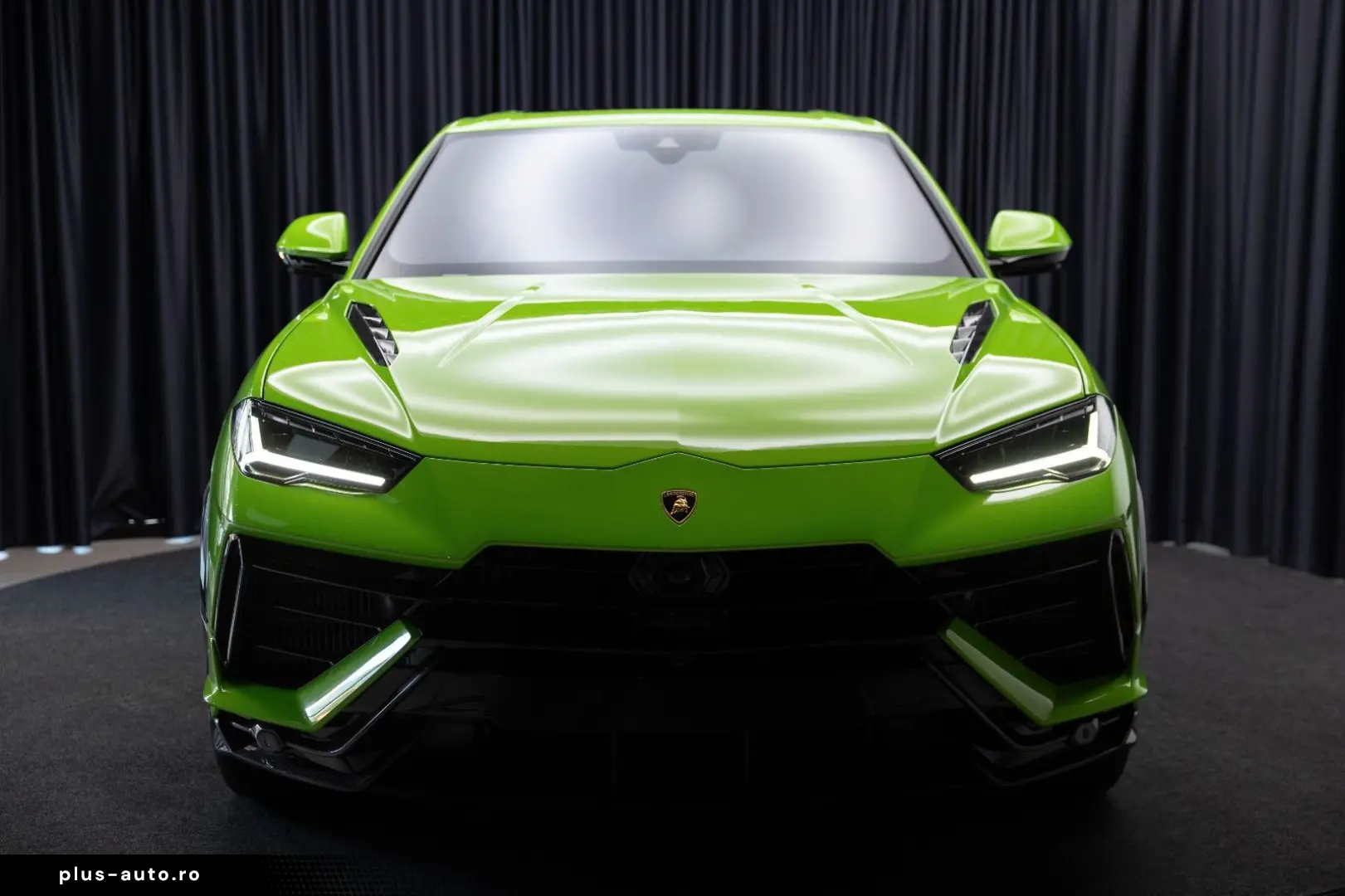 LAMBORGHINI Performante Carbon MY2025 HUD ACRAPOVIC PANO