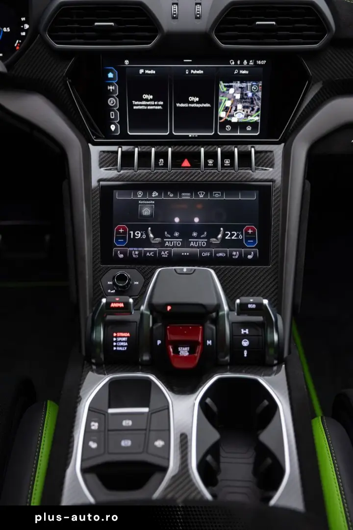 LAMBORGHINI Performante Carbon MY2025 HUD ACRAPOVIC PANO