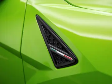 LAMBORGHINI Performante Carbon MY2025 HUD ACRAPOVIC PANO