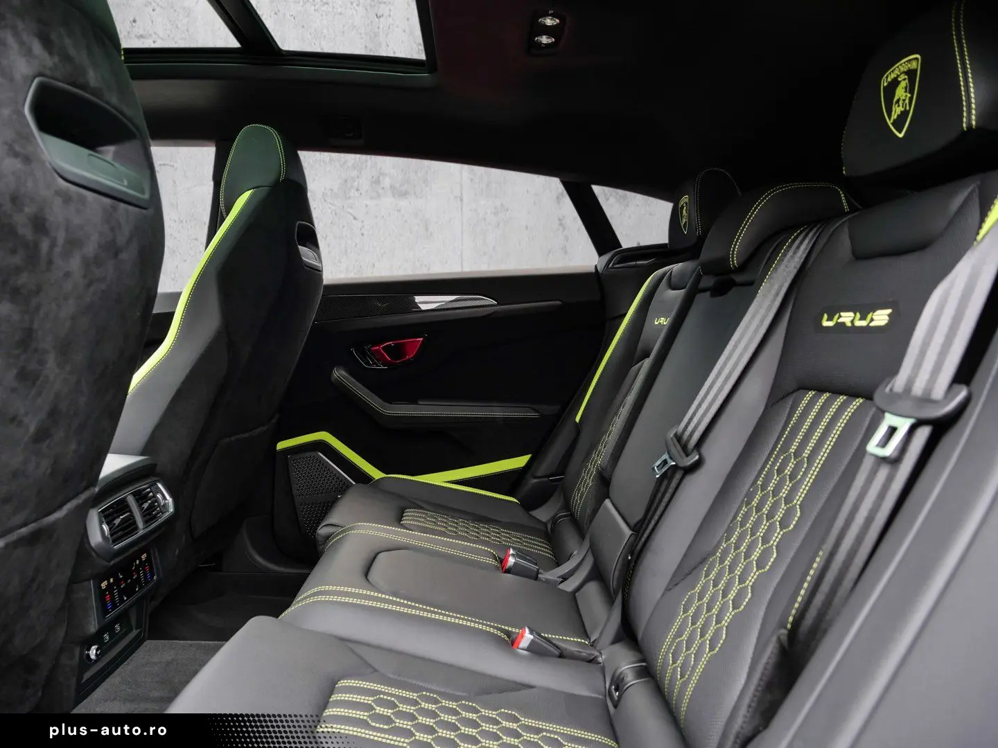 LAMBORGHINI Urus Perfomante Nero Helene  Full Exterior Carbo