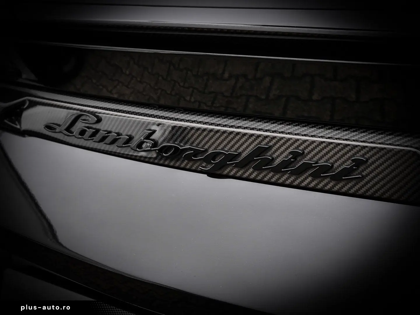 LAMBORGHINI Urus Perfomante Nero Helene  Full Exterior Carbo