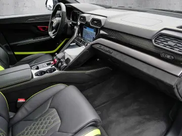 LAMBORGHINI Urus Perfomante Nero Helene  Full Exterior Carbo