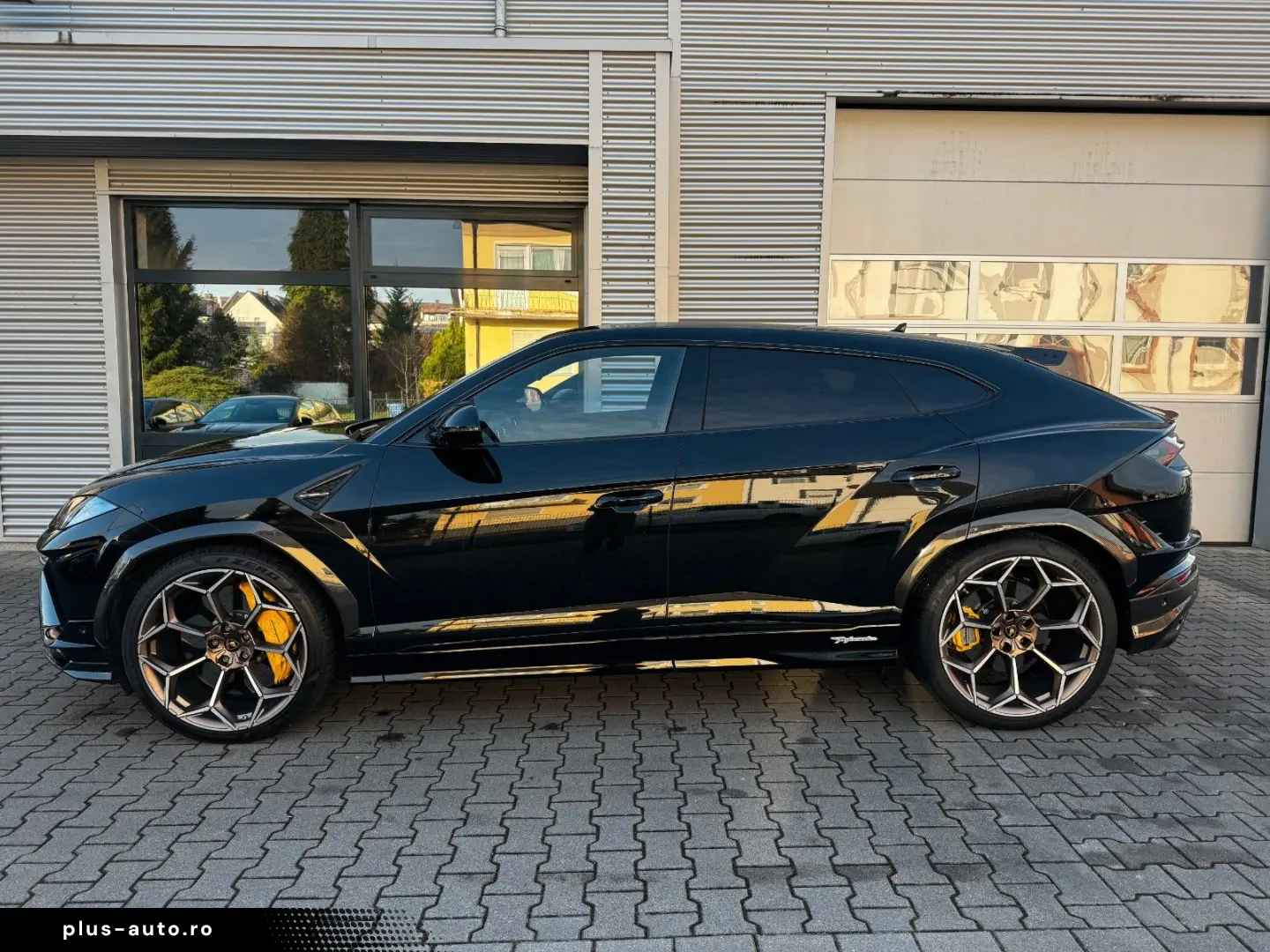 LAMBORGHINI Urus 4.0 V8 Performante  Akrapovic B&O Carbon