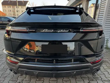 LAMBORGHINI Urus 4.0 V8 Performante  Akrapovic B&O Carbon