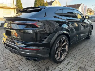LAMBORGHINI Urus 4.0 V8 Performante  Akrapovic B&O Carbon