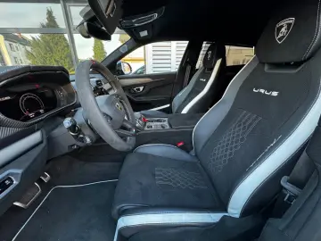 LAMBORGHINI Urus 4.0 V8 Performante  Akrapovic B&O Carbon