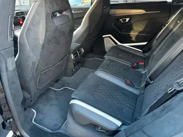 LAMBORGHINI Urus 4.0 V8 Performante  Akrapovic B&O Carbon
