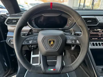LAMBORGHINI Urus 4.0 V8 Performante  Akrapovic B&O Carbon