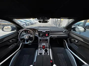 LAMBORGHINI Urus 4.0 V8 Performante  Akrapovic B&O Carbon