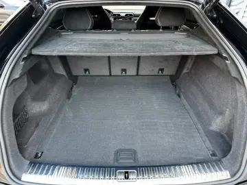 LAMBORGHINI Urus 4.0 V8 Performante  Akrapovic B&O Carbon