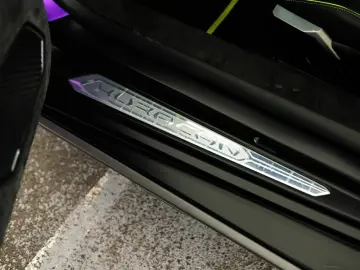 LAMBORGHINI Huracán Sterrato