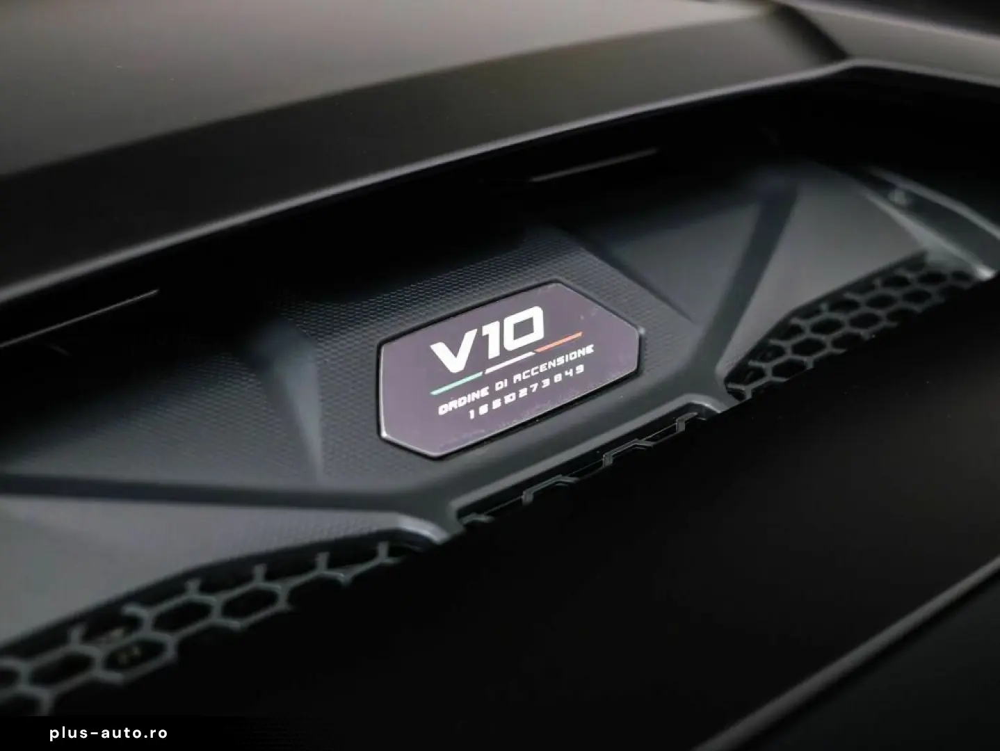 LAMBORGHINI Huracán Sterrato