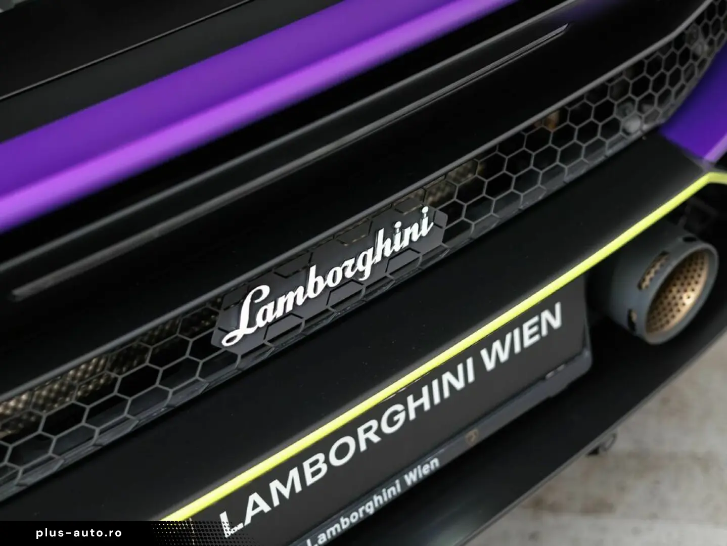 LAMBORGHINI Huracán Sterrato