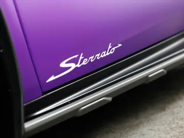 LAMBORGHINI Huracán Sterrato