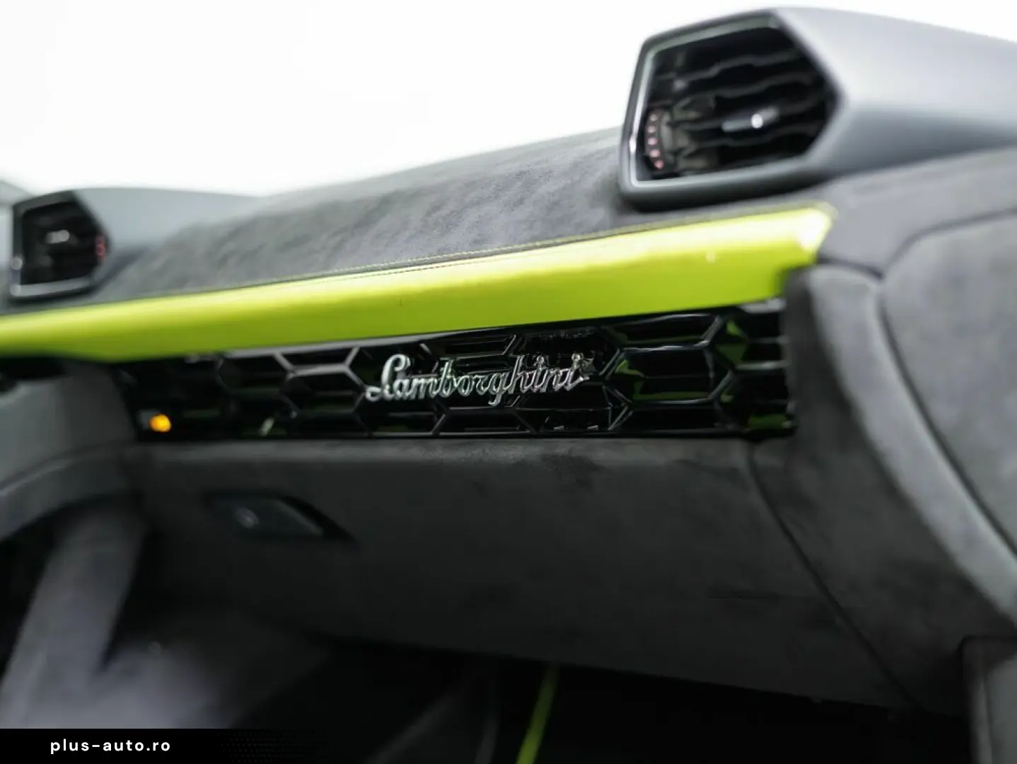 LAMBORGHINI Huracán Sterrato