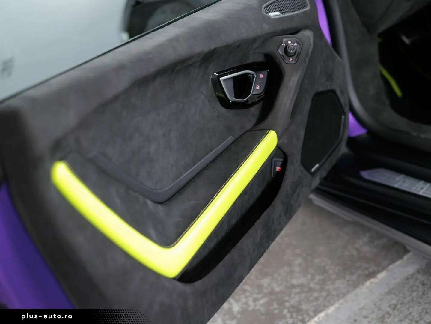 LAMBORGHINI Huracán Sterrato