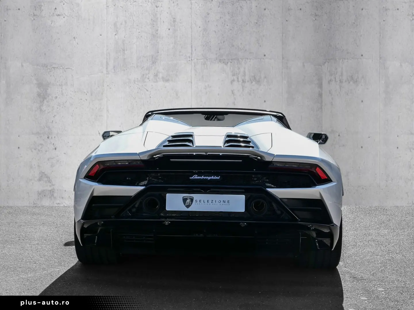 LAMBORGHINI Huracán EVO Spyder Balloon White  Lift  Sensonum