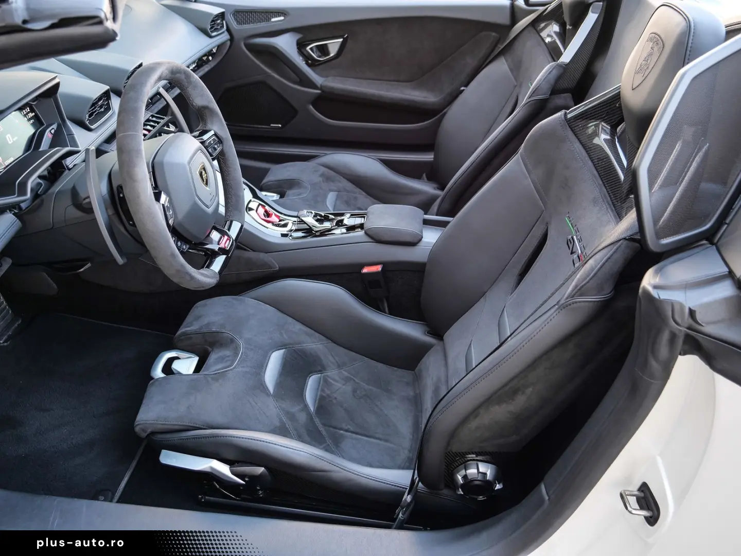 LAMBORGHINI Huracán EVO Spyder Balloon White  Lift  Sensonum