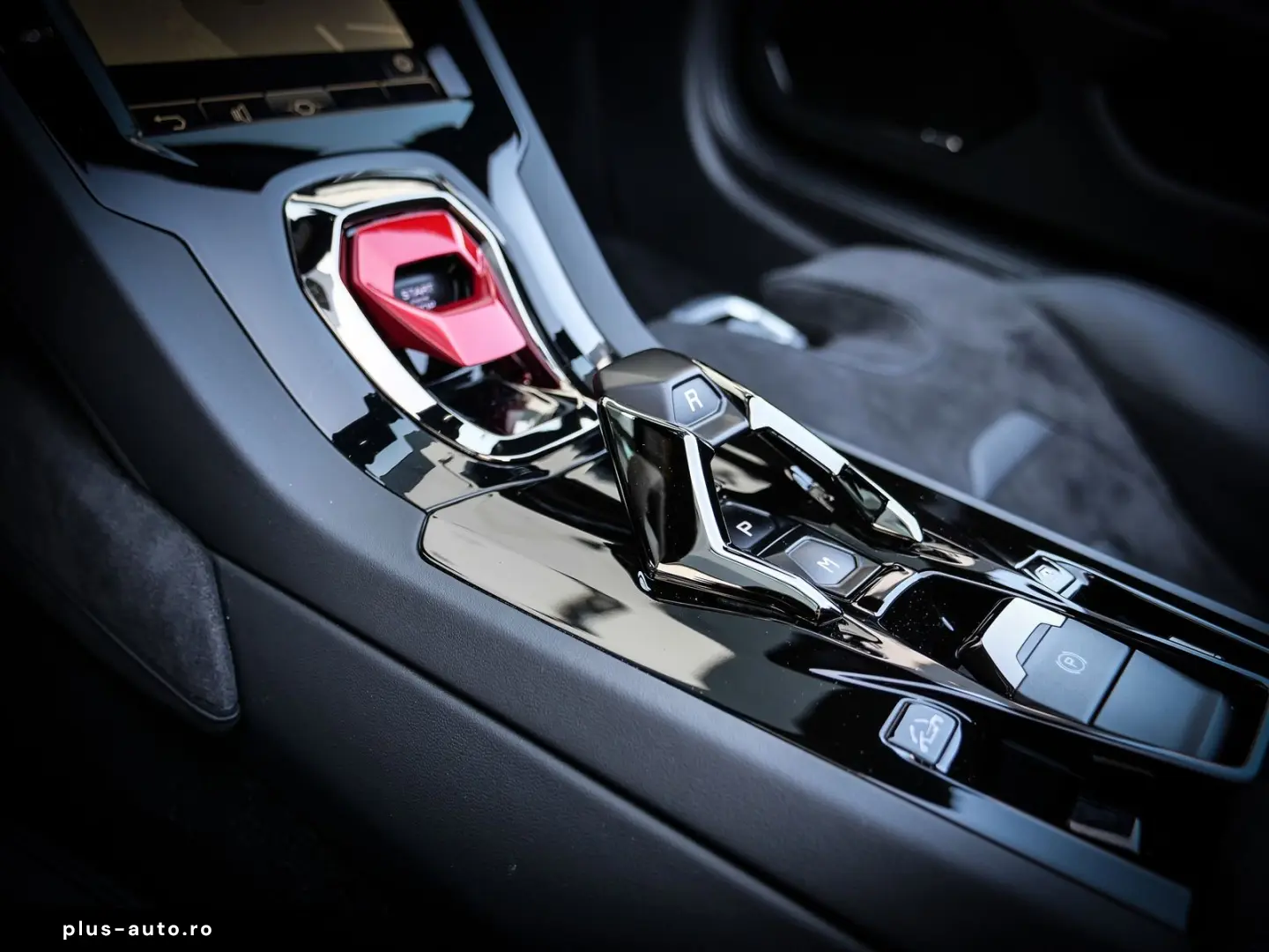 LAMBORGHINI Huracán EVO Spyder Balloon White  Lift  Sensonum