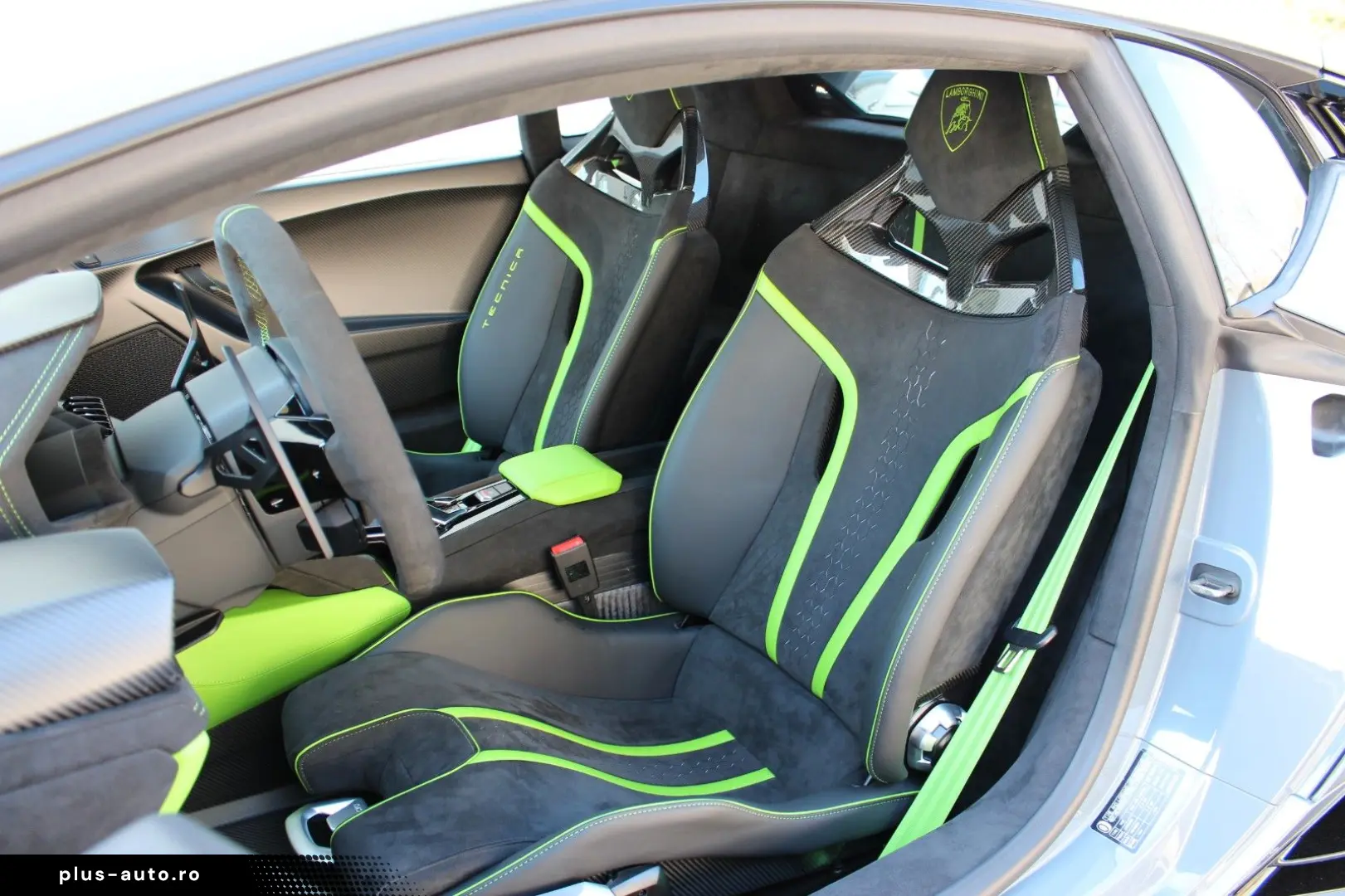 LAMBORGHINI Huracán Tecnica   CARBON INT  FUNCTIONAL  DAMISO