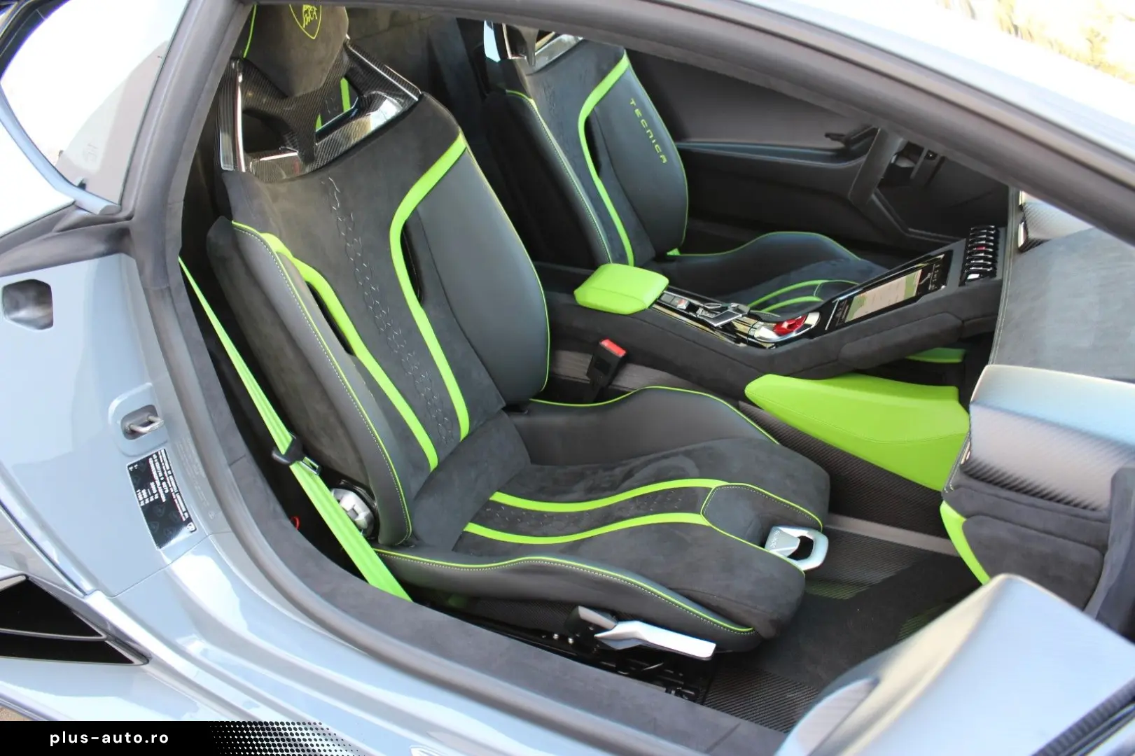 LAMBORGHINI Huracán Tecnica   CARBON INT  FUNCTIONAL  DAMISO