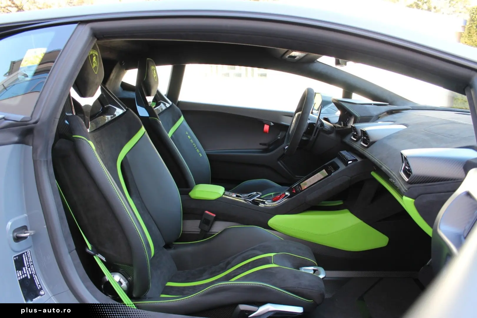 LAMBORGHINI Huracán Tecnica   CARBON INT  FUNCTIONAL  DAMISO