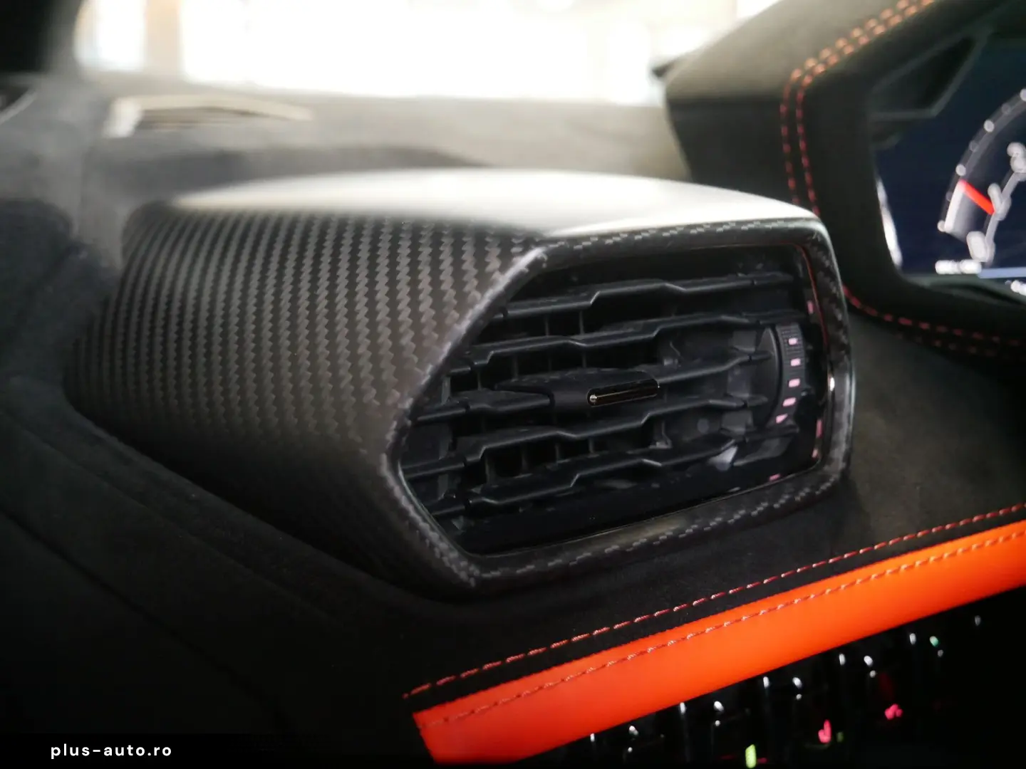 LAMBORGHINI Huracán STO LIFT Carbon Sport Seats Full