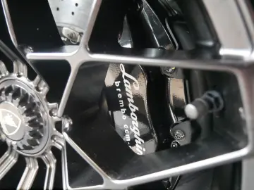 LAMBORGHINI Huracán STO LIFT Carbon Sport Seats Full