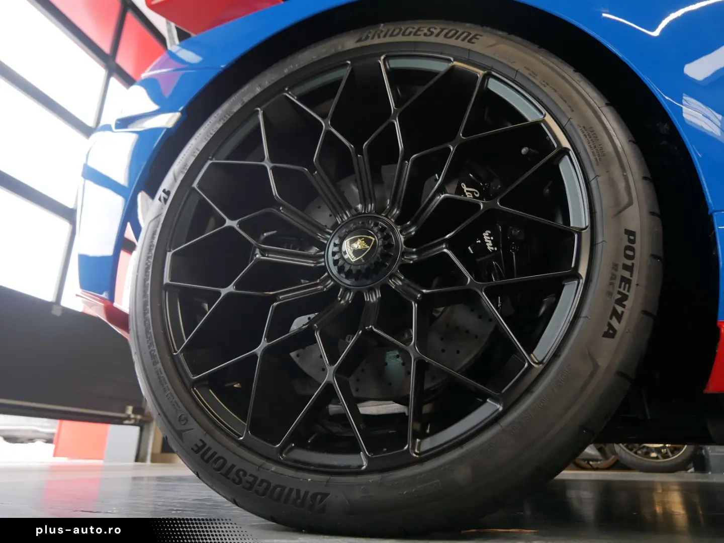 LAMBORGHINI Huracán STO LIFT Carbon Sport Seats Full