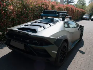 LAMBORGHINI STERRATO  VERDE TURBINE  SENSONUM  5.2l V10  SPO