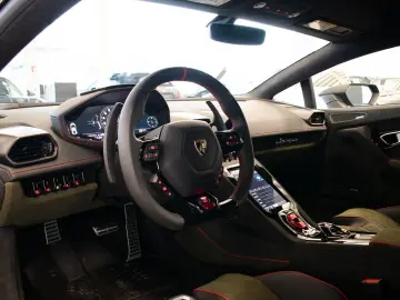 LAMBORGHINI STERRATO  VERDE TURBINE  SENSONUM  5.2l V10  SPO