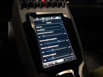 LAMBORGHINI STERRATO  VERDE TURBINE  SENSONUM  5.2l V10  SPO