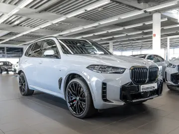 BMW X5 xDrive30d M Sport HUD PANO ACC AHK 360 KAM