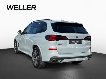 BMW X5 xDrive50e M SPORT 2-Achs Pano AHK PAPro H K