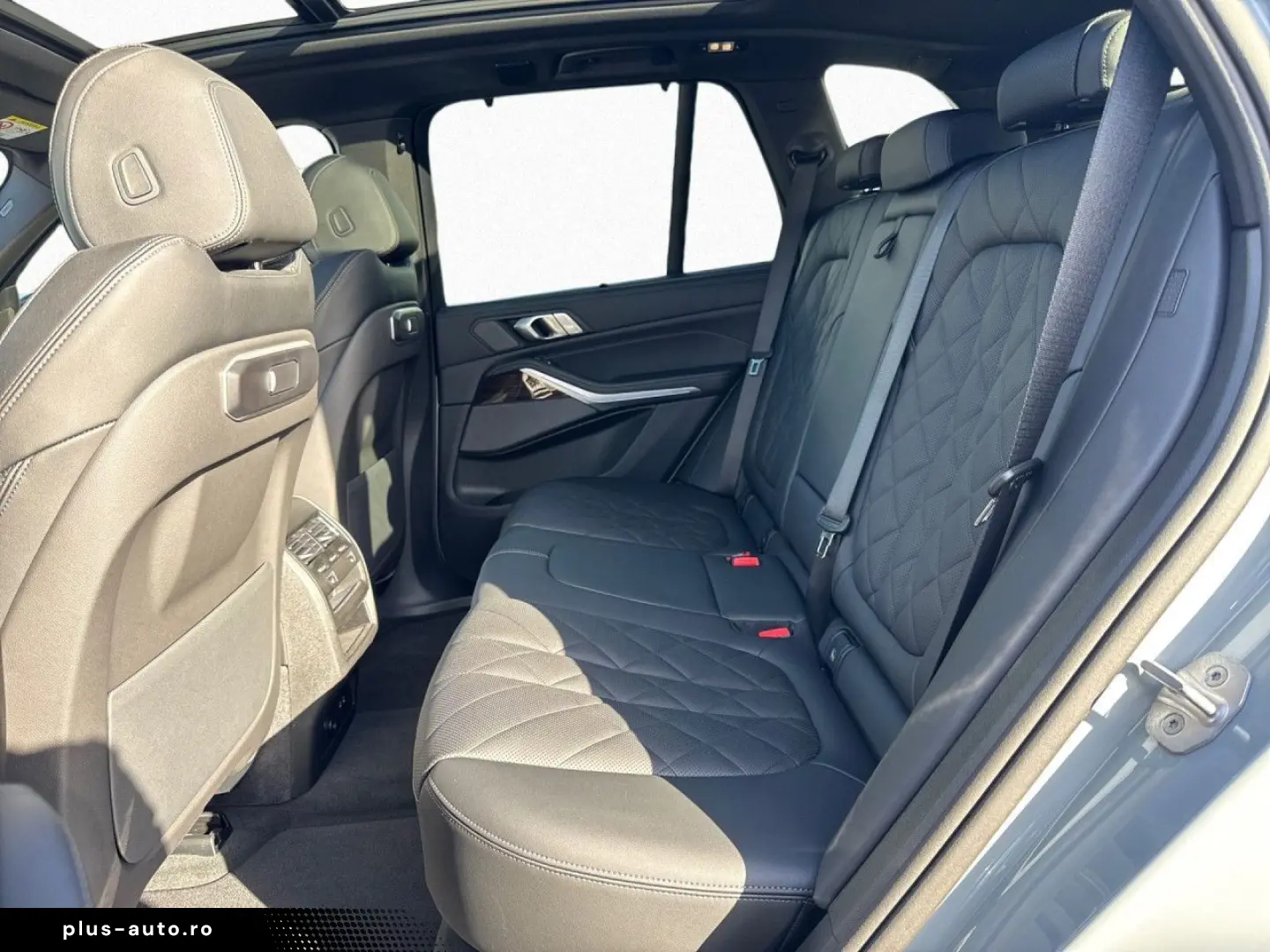 BMW X5 xDrive50e M SPORT 2-Achs Pano AHK PAPro H K