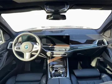 BMW X5 xDrive50e M SPORT 2-Achs Pano AHK PAPro H K