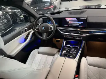 BMW X5 30d M Sport -2Achs-Pano-TV-Massage-Softcl-22Z