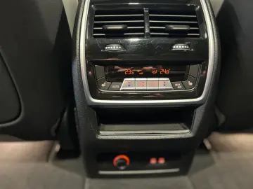 BMW X5 30 d xDrive M Sport -Luft-Integral- B&W - 22Z