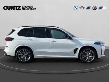 BMW X5 M60i xDrive ab 1 99% eff.   Panorama Harman K