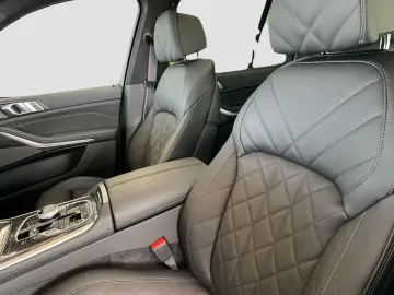 BMW X5 M60i xDrive M Sport Standheizung Massage AHK