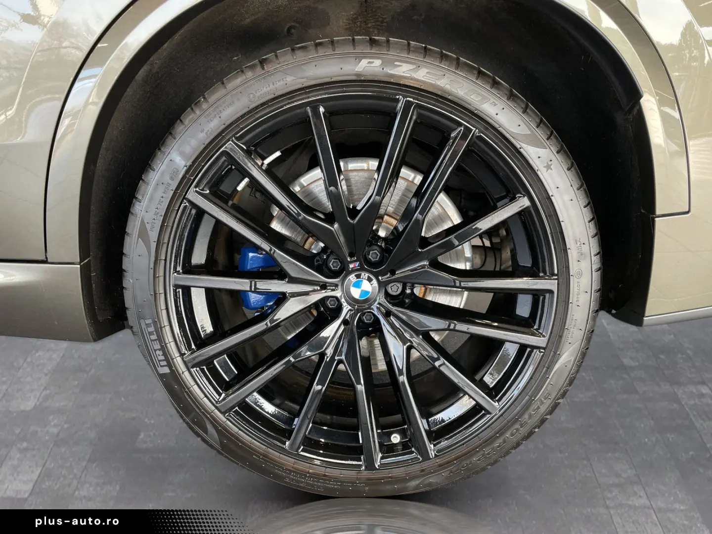 BMW X5 M60i xDrive M Sport Standheizung Massage AHK