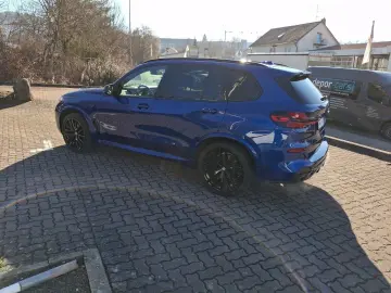 BMW X5 M60i Navi Tempom.aktiv Panoramadach Bluetooth