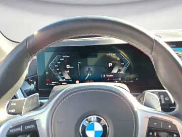 BMW X5 M60i Navi Tempom.aktiv Panoramadach Bluetooth