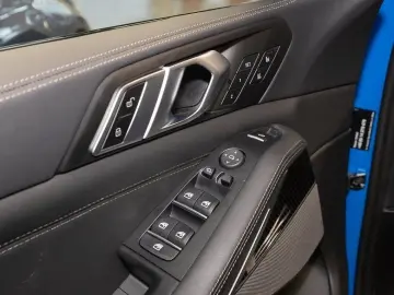 BMW X5 M60i xDrive ENZIANBLAU M-PRO STHZ PA  DAPROF