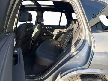 BMW X5 M60i xD M Sport AHK  NAVI   PaAssProf  4Klima