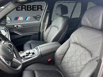 BMW X5 M60i xDrive 21 Zoll Luftfederung M Sport Sitz