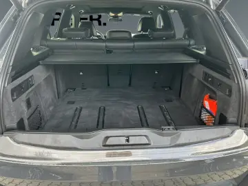 BMW X5 M60i xDrive 21 Zoll Luftfederung M Sport Sitz