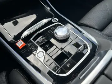 BMW X5 M60i xDrive 21 Zoll Luftfederung M Sport Sitz