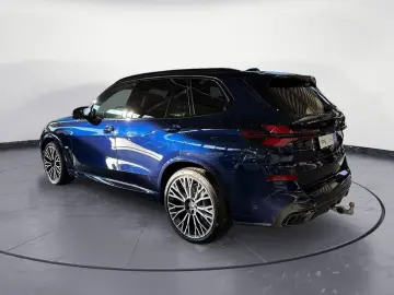 BMW X5 M60i Panoramadach AHK Soft Close 22'
